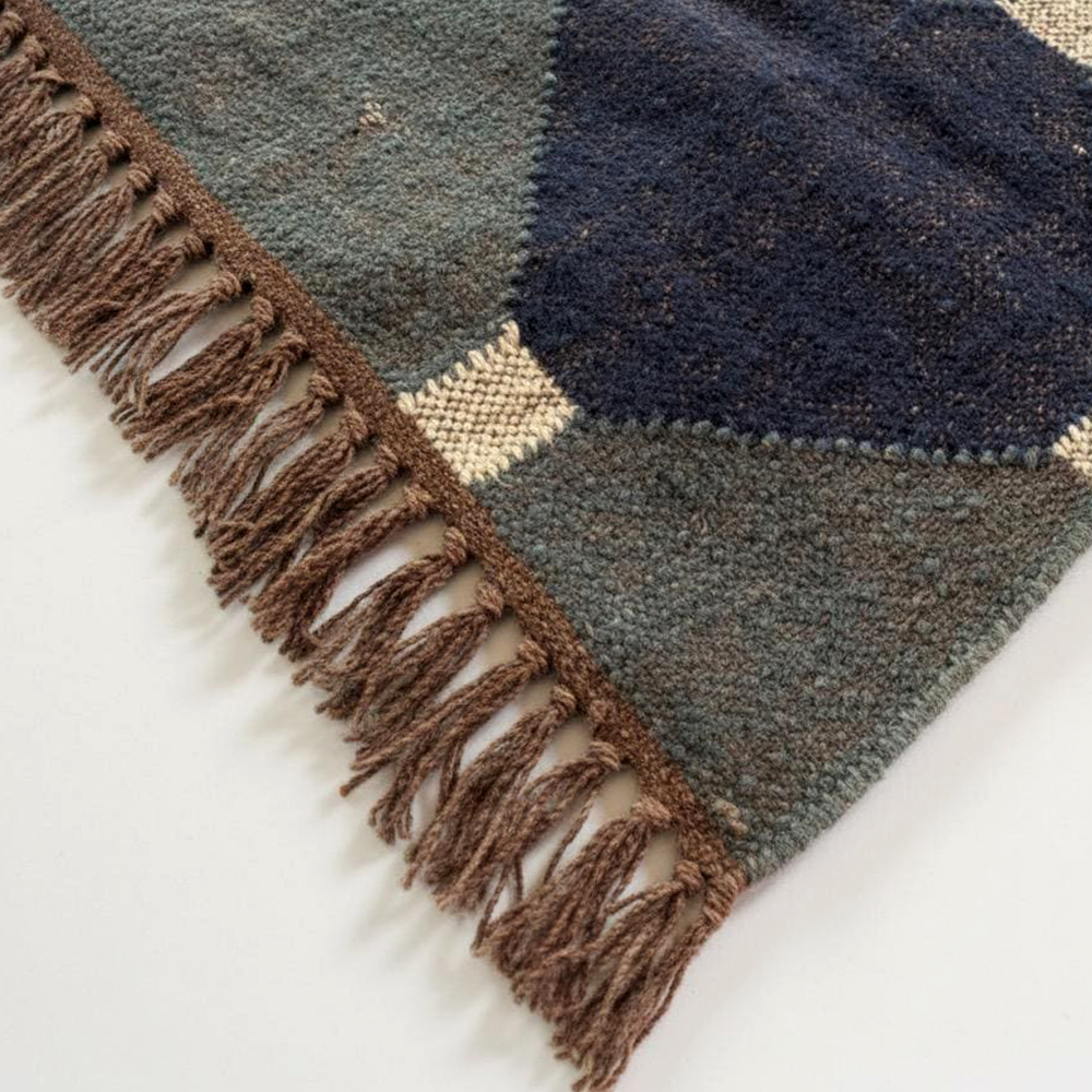 Multicolor Handcrafted Jute Vintage Dhurrie For Living